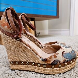 ALDO genuine leather strappy wedge